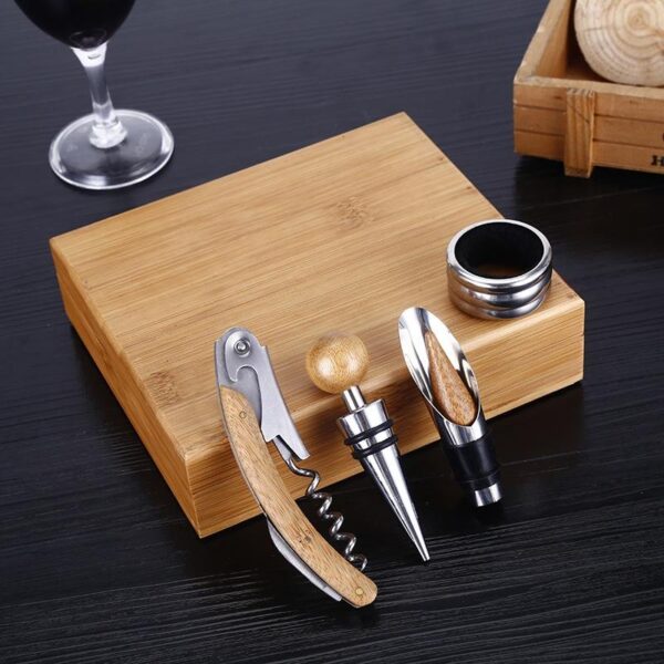 dụng cụ mở nắp chai rượu vang