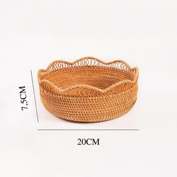 rổ mây viền hoa